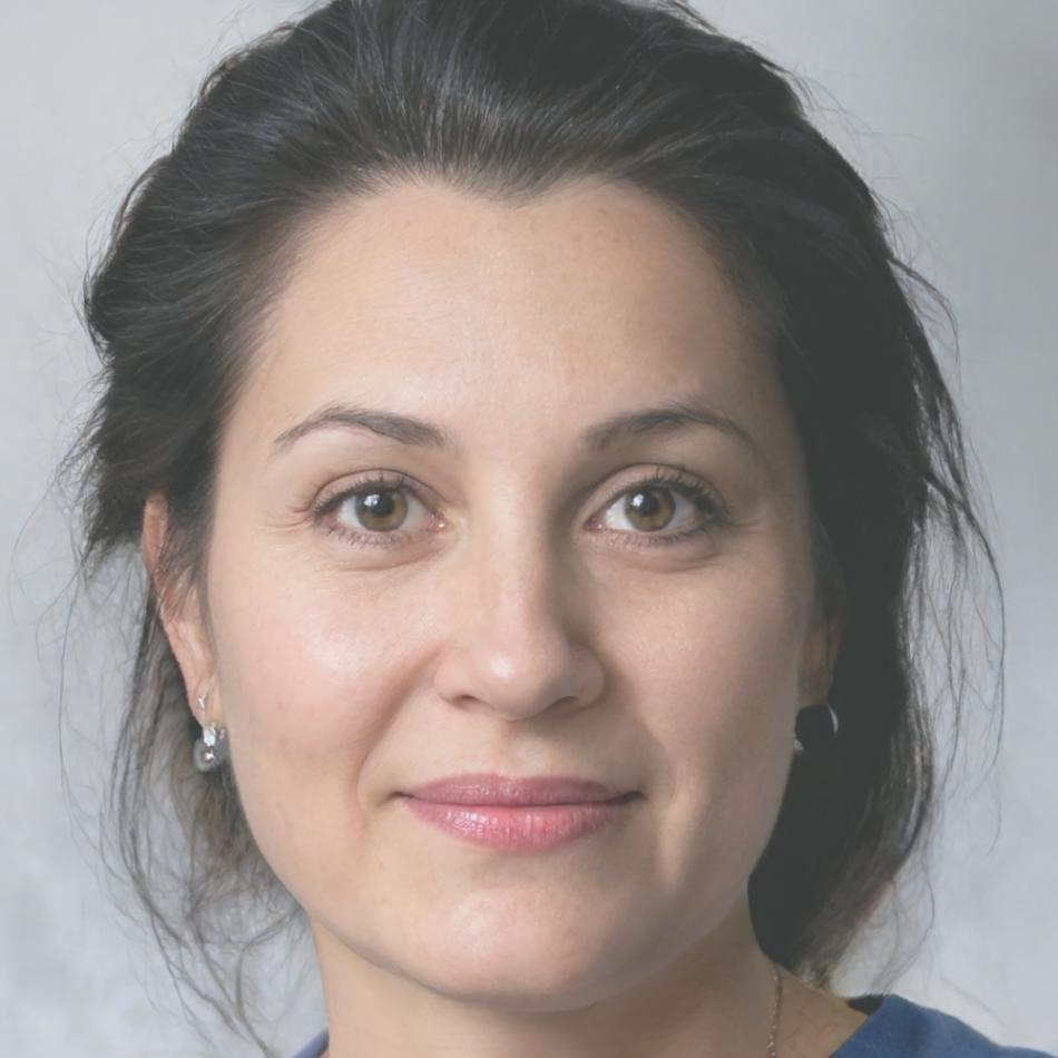 Portrait of Sienna Kowalczyk, Co-founder and Operations Director