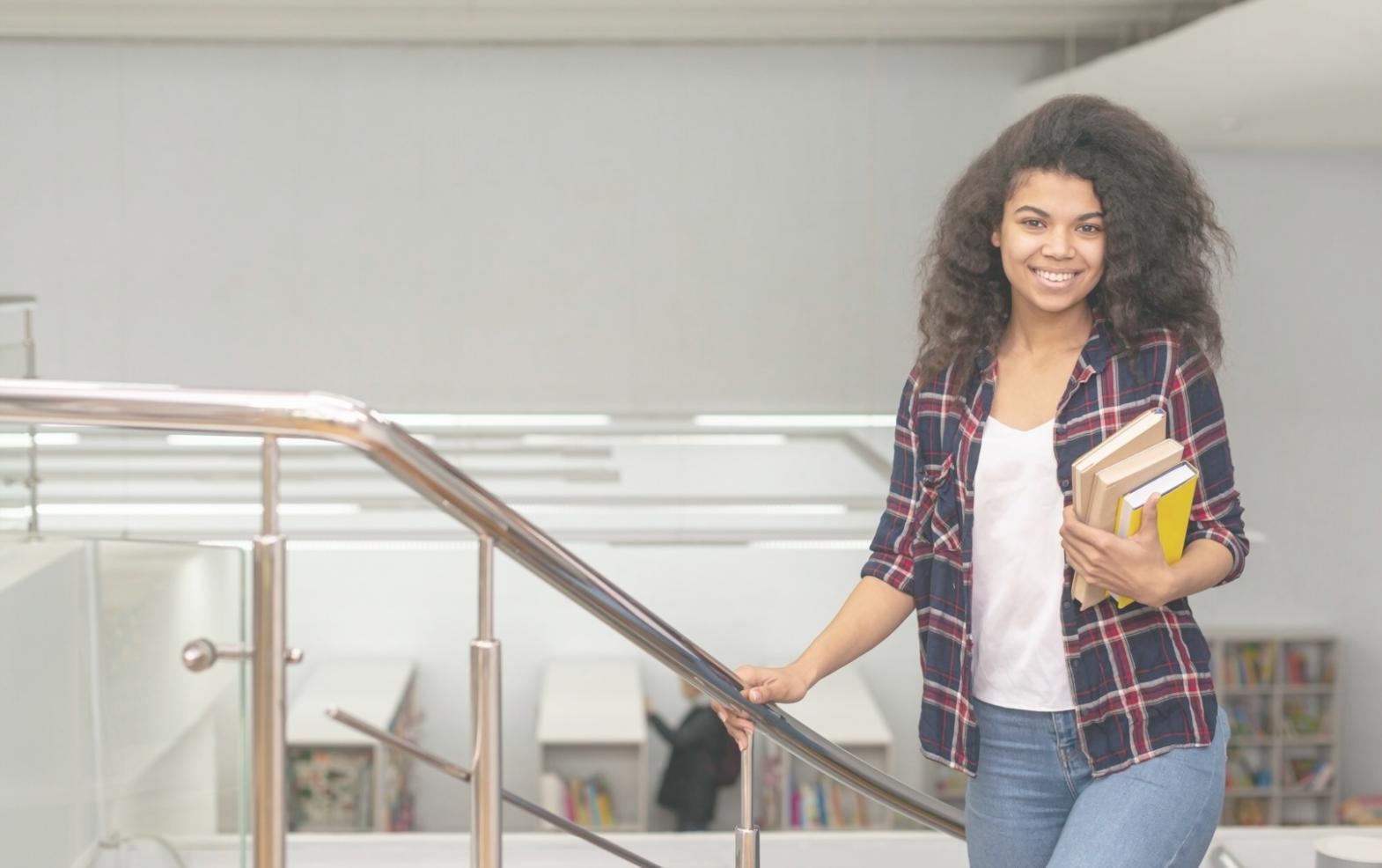 Network monitoring and performance analysis dashboard showing real-time system metrics